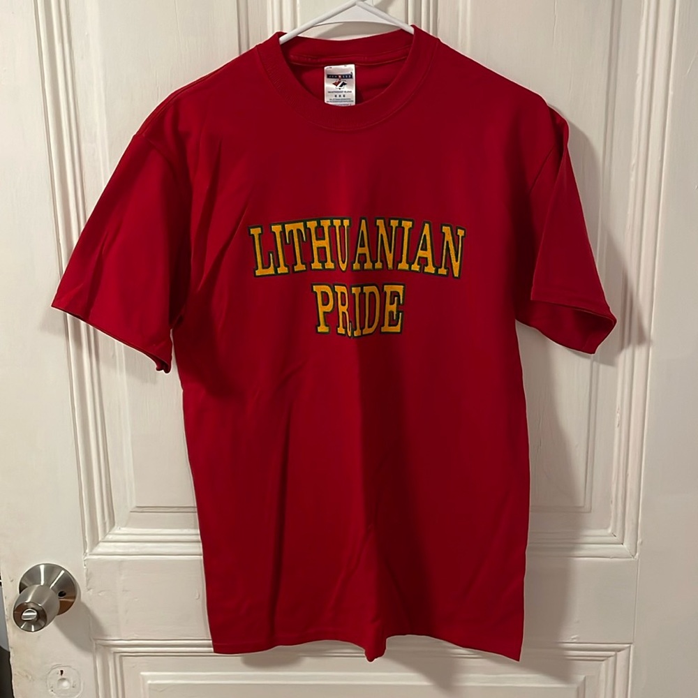 Lithuanian pride red T-shirt size M